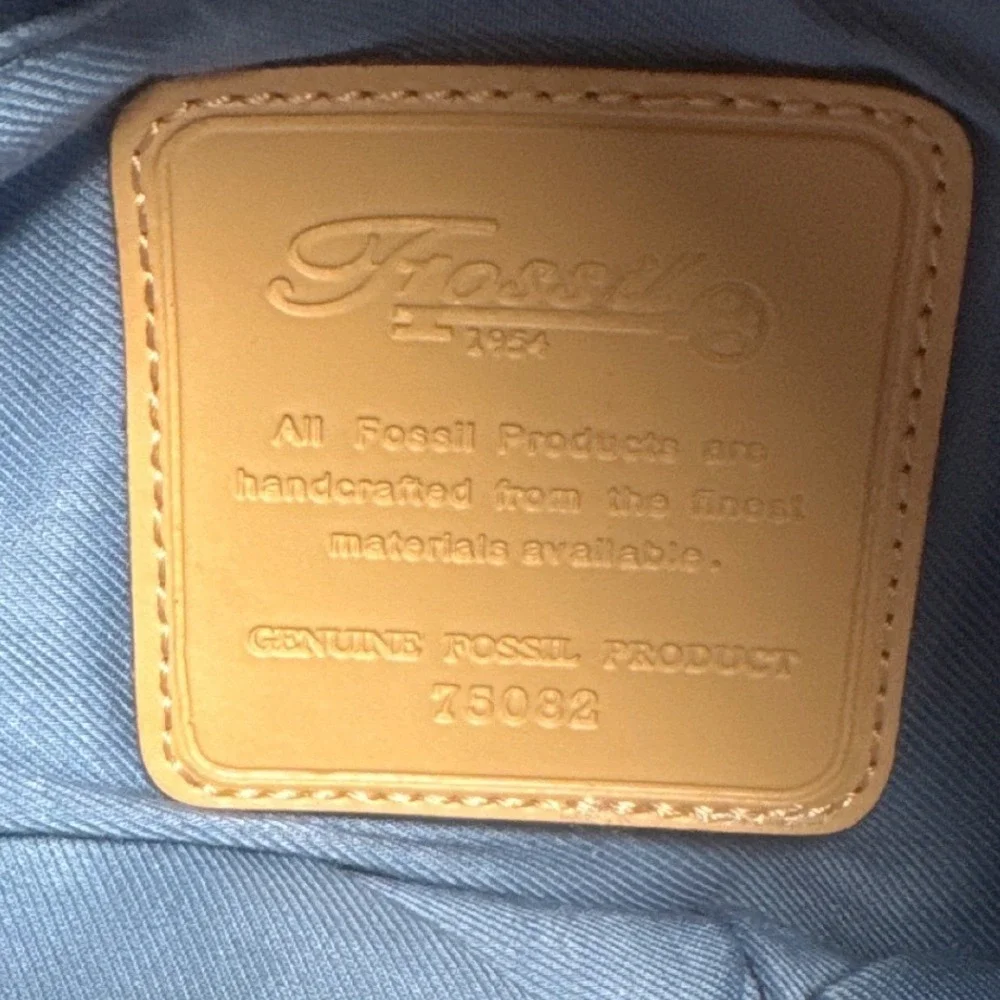 Fossil good canvas